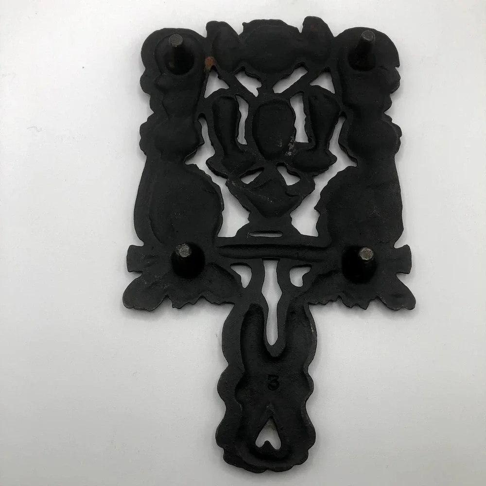 Vintage Hand-Painted Iron Trivet‎